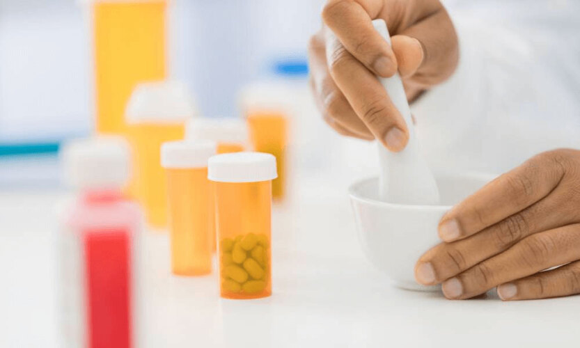 پایداری در ترکیبات داروخانه‌ای – چگونه از جدایش فاز و تغییر بافت جلوگیری کنیم؟